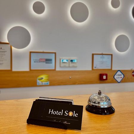 Hotel Sole Sarandë エクステリア 写真