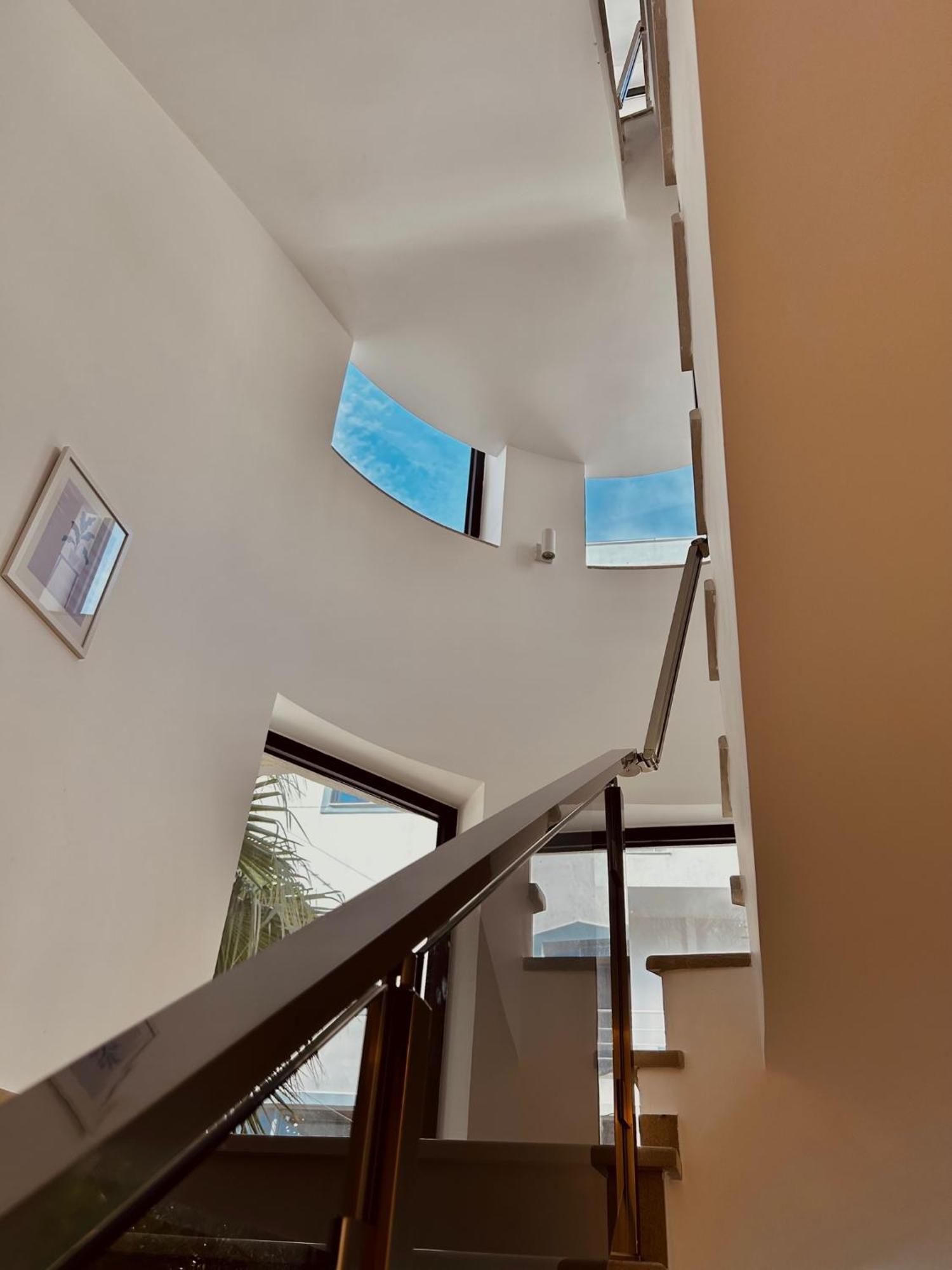 Hotel Sole Sarandë エクステリア 写真